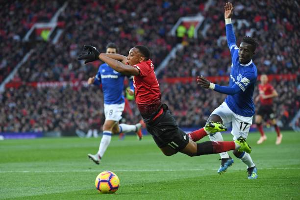 TRỰC TIẾP Man United 1-0 Everton: 'Thót tim' với Pogba (H1) - Bóng Đá
