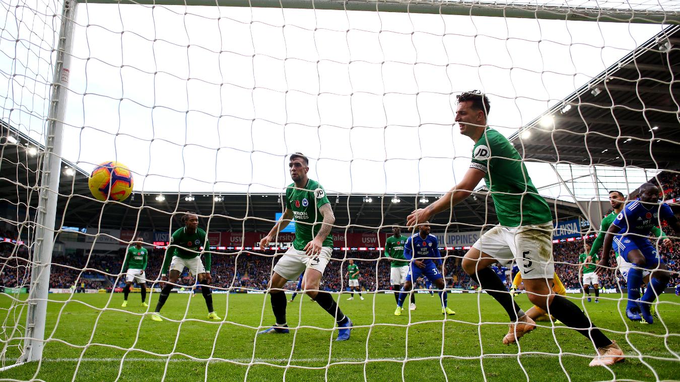 Đánh bại 'ác mộng' của Man Utd, Cardiff thoát khỏi nhóm nguy hiểm - Bóng Đá