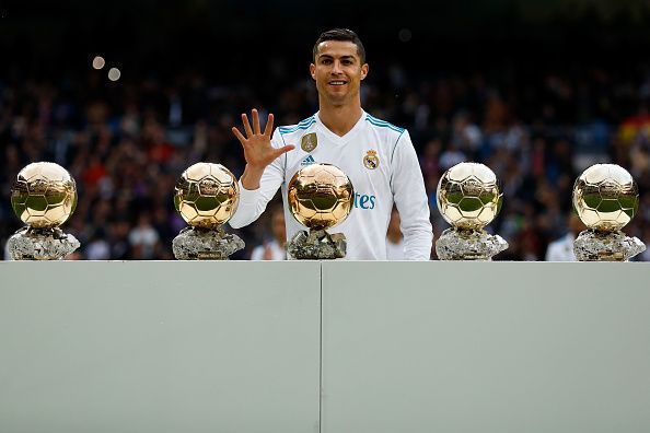 Chẳng cần đăng quang, Ronaldo cũng phá đến 3 kỷ lục về QBV - Bóng Đá