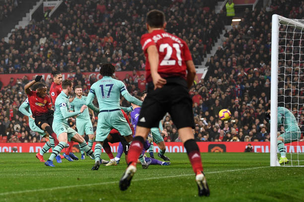 TRỰC TIẾP Man United 1-1 Arsenal: Martial đưa trận đấu về vạch xuất phát (H1) - Bóng Đá