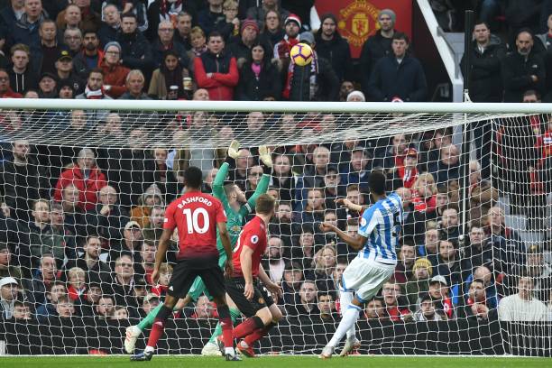 TRỰC TIẾP Man United 0-0 Huddersfield: Nhập cuộc chậm rãi (H1) - Bóng Đá