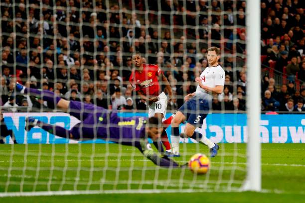 TRỰC TIẾP Tottenham 0-1 Man United: Gà trống mất người, Quỷ đỏ liền ghi bàn (Hết H1) - Bóng Đá