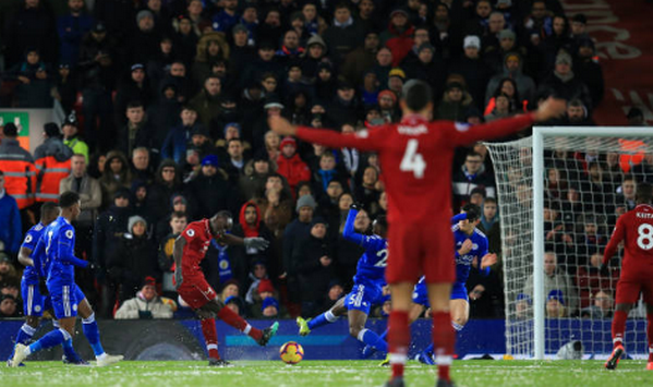 Không có Alisson, Roberto Firmino đã thành tội đồ - Bóng Đá