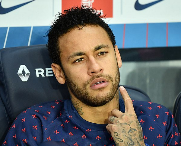 Lộng ngôn về VAR, Neymar cuối cùng cũng nhận cái kết đắng - Bóng Đá