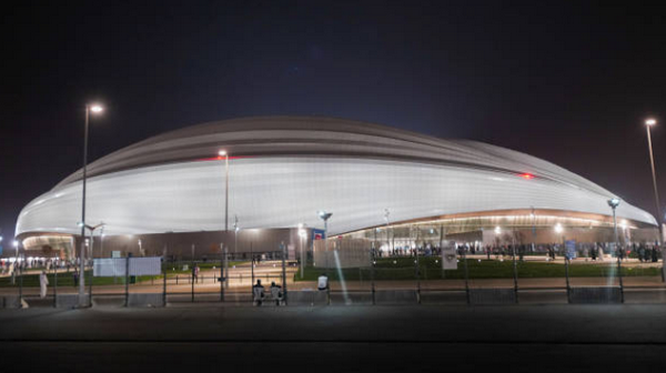 Choáng ngợp! Qatar ra mắt SVĐ tuyệt đẹp cho World Cup 2022 - Bóng Đá