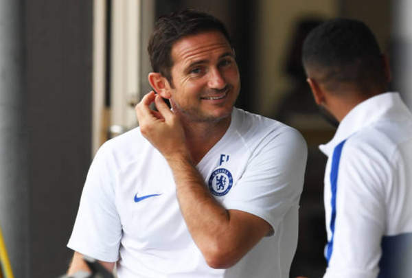 Chỉ là trợ lý HLV nhưng Terry ăn đứt Lampard về điều này - Bóng Đá