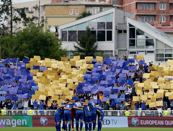 Kosovo 2-1 CH Séc - Bóng Đá