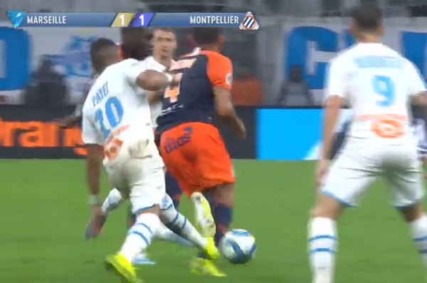 Hai phút ngắn ngủi, 3 cầu thủ Ligue 1 rủ nhau 'ăn' thẻ đỏ' (Marseille vs Montpellier) - Bóng Đá