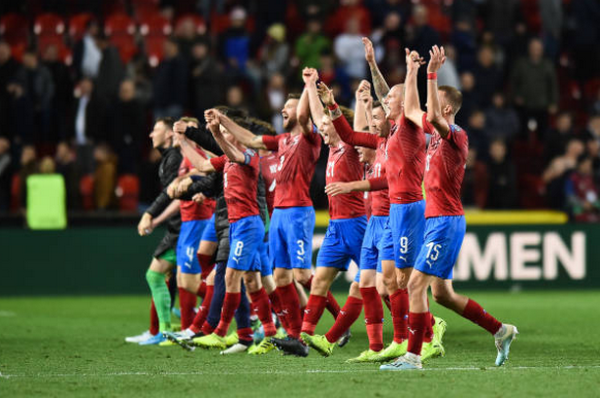 Thua ngược CH Séc, tuyển Anh bỏ lỡ cơ hội giành vé sớm - Bóng Đá