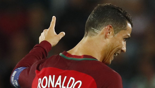 Ký hiệu trên mái tóc của Ronaldo. Ảnh: Internet.