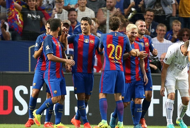 Barca đả bại Leicester trong trận cầu chênh lệch về đẳng cấp