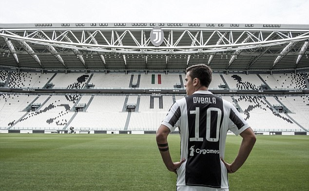 Dybala siêu ngầu ngày tiếp quản áo số 10 của Juventus - Bóng Đá