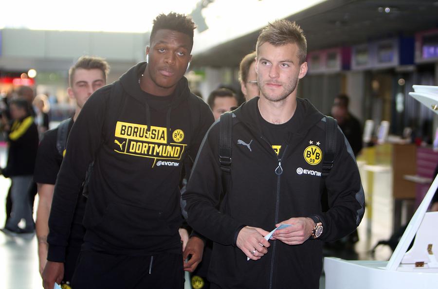 Dortmund trên đường đến FC Augsburg - Bóng Đá