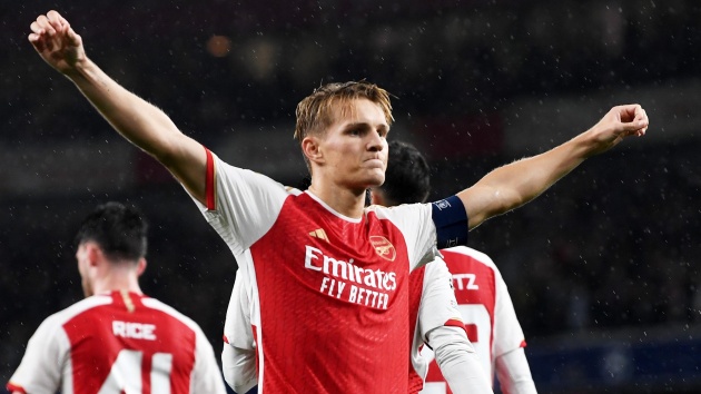 Martin Odegaard là nạn nhân trong sự chuyển dịch lối chơi của Arsenal |  Bóng Đá