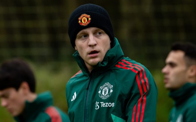 Van de Beek trong một buổi tập của câu lạc bộ.