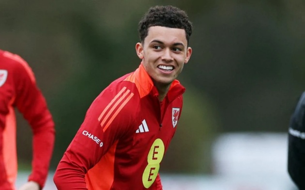 Wales cần một cái tên thay cho Bale và Johnson là người được kỳ vọng rất lớn.