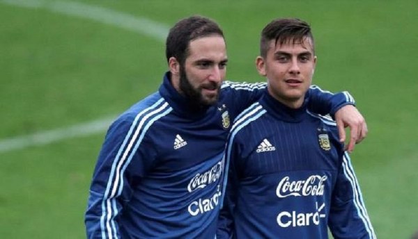 'Bạn thân' của Messi khiến Dybala, Higuain đồng loạt thất vọng - Bóng Đá