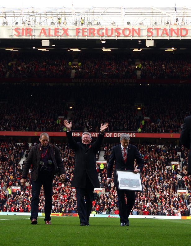 Etihad của Pep đang giống Old Trafford của Sir Alex, Highbury của Wenger - Bóng Đá