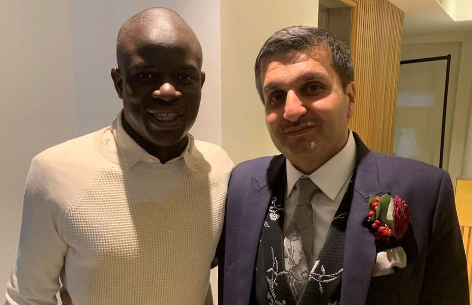 N'Golo Kante made surprise appearance at Chelsea fan's wedding over the weekend - Bóng Đá