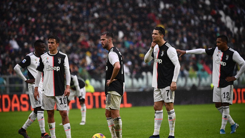 Ronaldo ghi bàn mở tỷ số, Juventus nhận thất bại đầu tiên của mùa giải - Bóng Đá