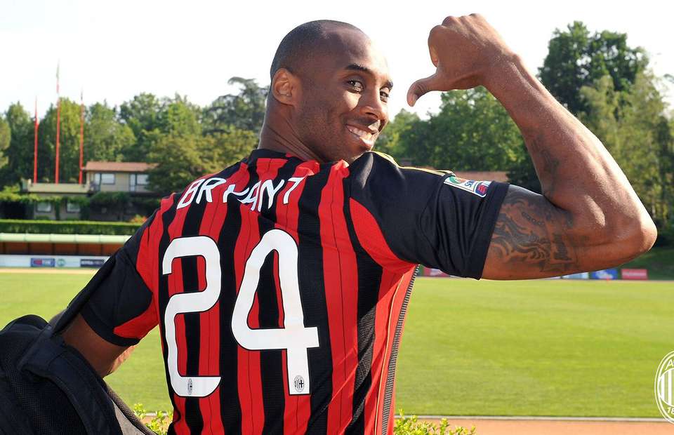 AC Milan to honour Kobe Bryant by wearing black armbands despite not getting league's approval - Bóng Đá