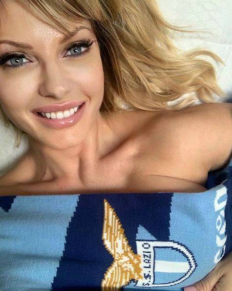 Not only Anna Falchi, also the ex-Miss Italy Manila Nazzaro dreams of the Lazio title PHOTO - Bóng Đá