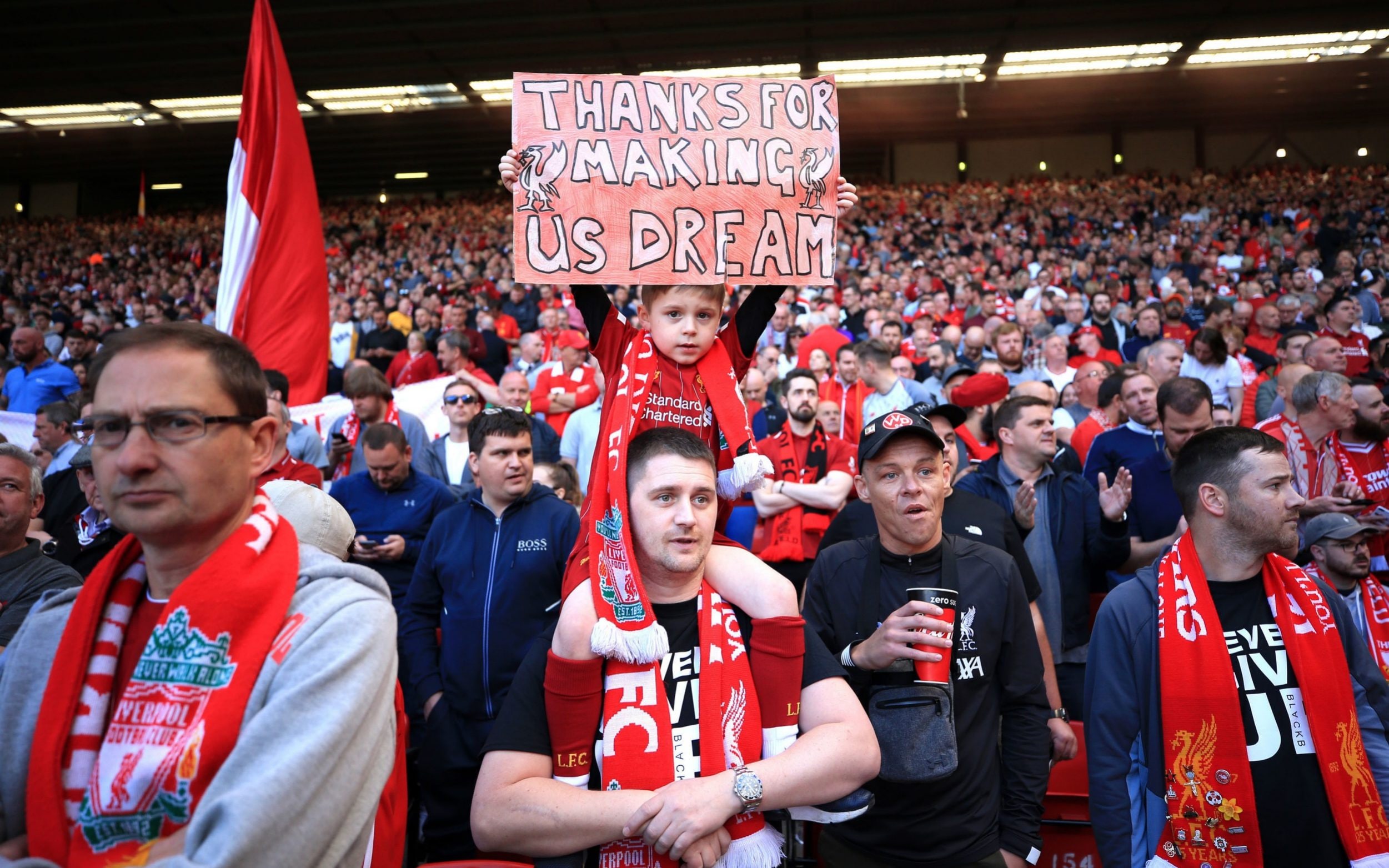 Khán giả: 'Tôi nhớ về dự đoán ngày tận thế sẽ đến trước khi Liverpool vô địch PL...' - Bóng Đá
