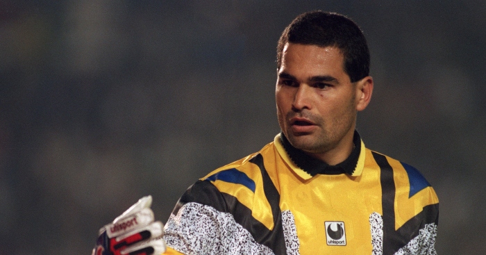 The ten goalkeepers with the most goals in football history have been named - Bóng Đá