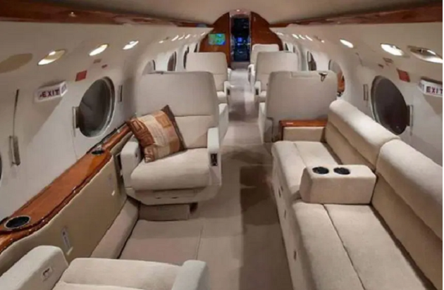 Lionel Messi lends £12m luxury private jet with kitchen and two bathrooms to Argentina team-mates for international duty - Bóng Đá