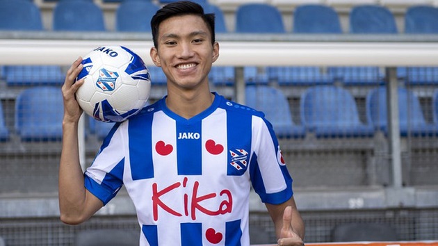 Eredivisie side Heerenveen put 15,000 teddy bears in the stands this weekend to raise awareness for children in the Netherlands who have cancer.  - Bóng Đá