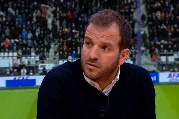 Rafael van der Vaart and Pierre van Hooijdonk disagree about Donny van de Beek - Bóng Đá