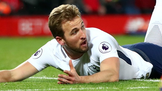 Wolves 1-1 Tottenham: Harry Kane slammed for shocking dive in the final minutes of the game - Bóng Đá