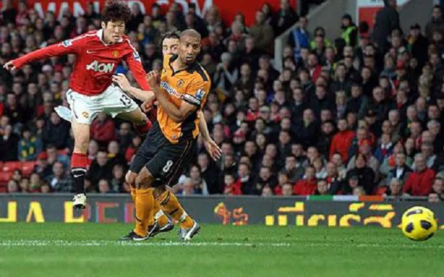 Marcus Rashford's winner vs Wolves is identical to Man Utd goal from 10 years ago - Bóng Đá