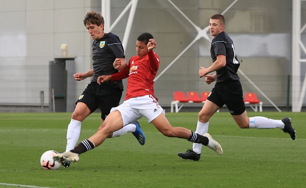 Mateo Mejia makes return for Manchester United's under-23 team - Bóng Đá