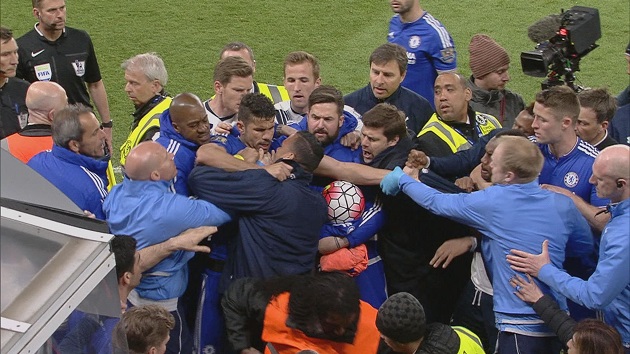 Chelsea legends like John Terry love trolling Tottenham as Blues - Bóng Đá