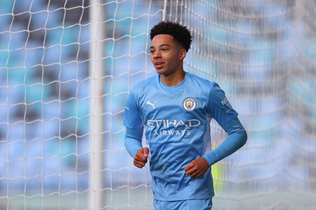 Guardiola sees youngster flourishing among world stars: 'Have patience with him' - Bóng Đá