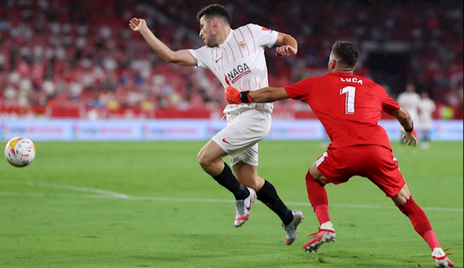 OUT OF LUC Watch moment Zinedine Zidane’s son Luca is shown straight red card in 16th-minute of LaLiga debut for Rayo Vallecano - Bóng Đá