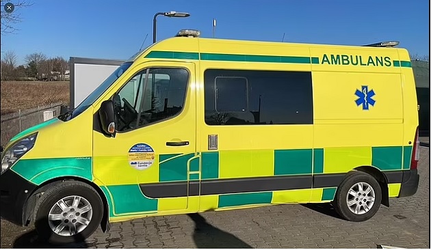 Poland star Kamil Glik pays for a specially equipped ambulance to help injured Ukrainian children - Bóng Đá