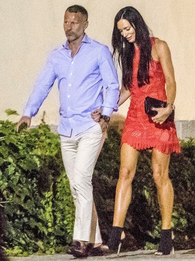 Ryan Giggs seen with new girlfriend for first time since domestic abuse trial collapse - Bóng Đá