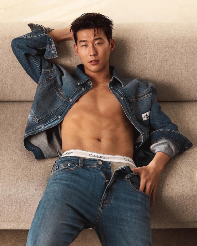 KOR BLIMEY ‘Exciting and surreal’ – Spurs ace Son Heung-min shows off six-pack as he becomes ‘Face of Calvin Klein’ in South Korea - Bóng Đá