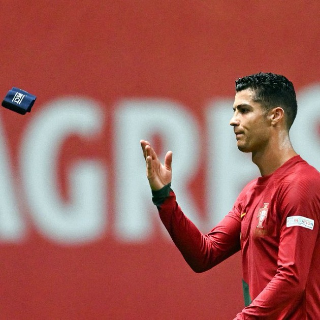 Ronaldo armband  - Bóng Đá
