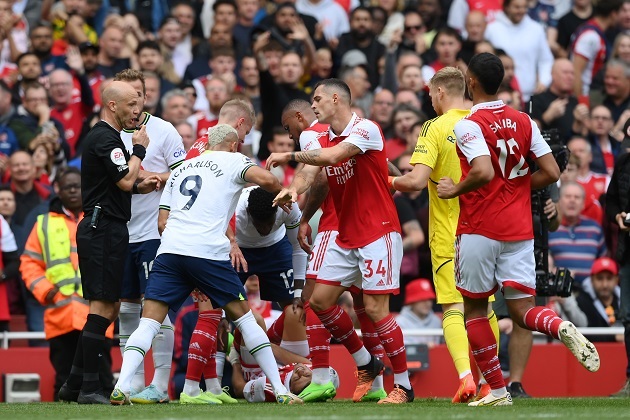 Arsenal vs Spurs: You jeopardised the game – Allen, Perry Groves slam Brazilian star - Bóng Đá
