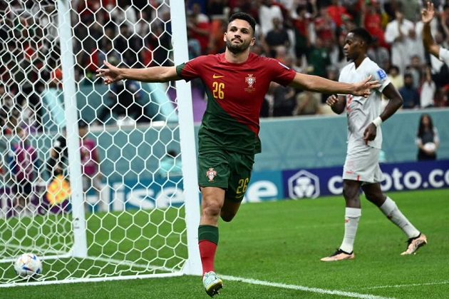 Ronaldo dự bị, Bồ Đào Nha ghi 6 bàn vào lưới Thụy Sĩ - Bóng Đá