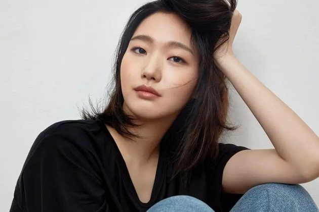 Kim Go Eun - Bóng Đá