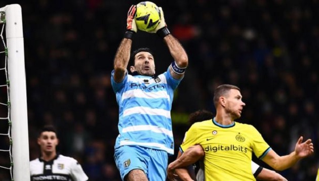 Gianluigi Buffon makes astonishing save against Inter a ridiculous 27 years after San Siro debut - Bóng Đá