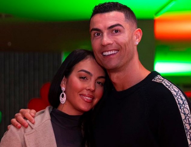 Cristiano Ronaldo shares touching Valentine's Day tribute to girlfriend Georgina Rodriguez - Bóng Đá