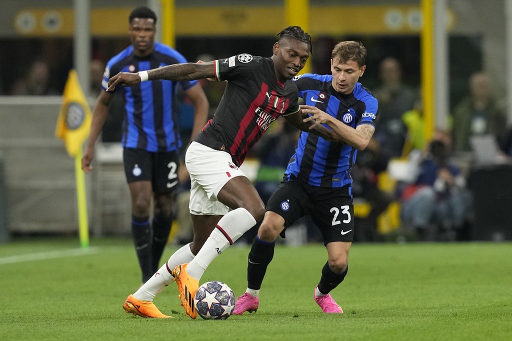 TRỰC TIẾP Inter 0-0 Milan (H1): Tấn công dồn dập - Bóng Đá