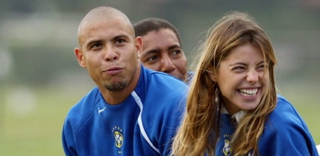 3 vợ của Ronaldo - Bóng Đá