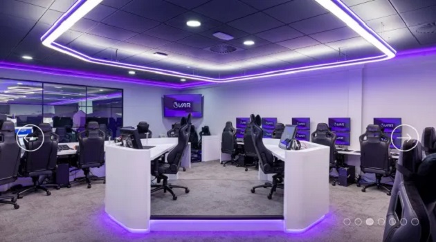 COMPLETE VAR-CE Inside £1m ‘futuristic’ VAR hub with pool table and MASSAGE AREA as ex-Premier League ref blasts it as ‘holiday camp’ - Bóng Đá
