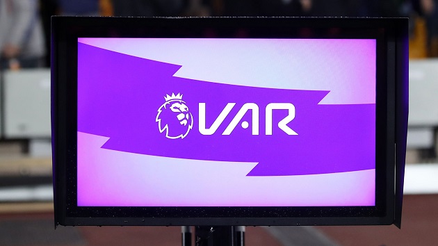 COMPLETE VAR-CE Inside £1m ‘futuristic’ VAR hub with pool table and MASSAGE AREA as ex-Premier League ref blasts it as ‘holiday camp’ - Bóng Đá